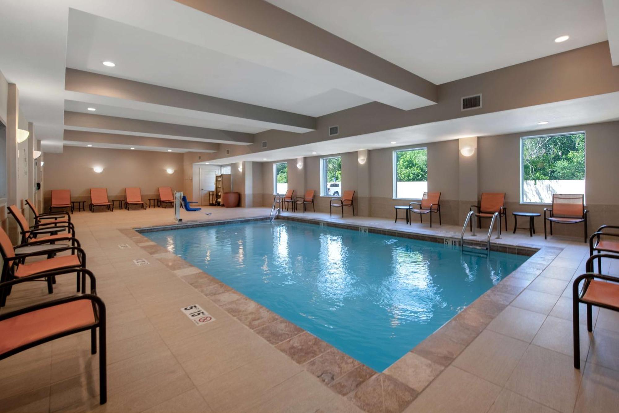 Hampton Inn & Suites Harvey Dış mekan fotoğraf