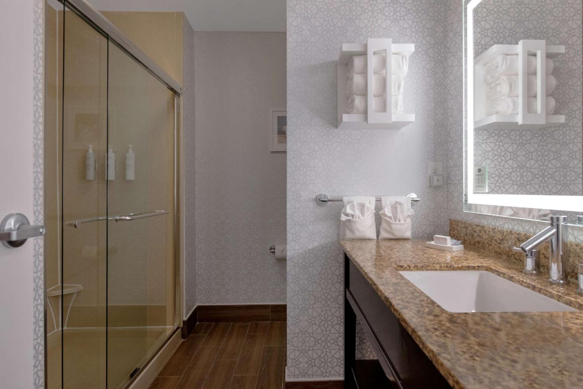 Hampton Inn & Suites Harvey Dış mekan fotoğraf