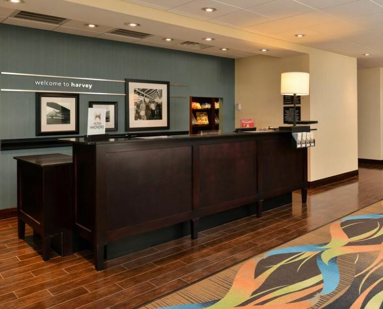 Hampton Inn & Suites Harvey Dış mekan fotoğraf